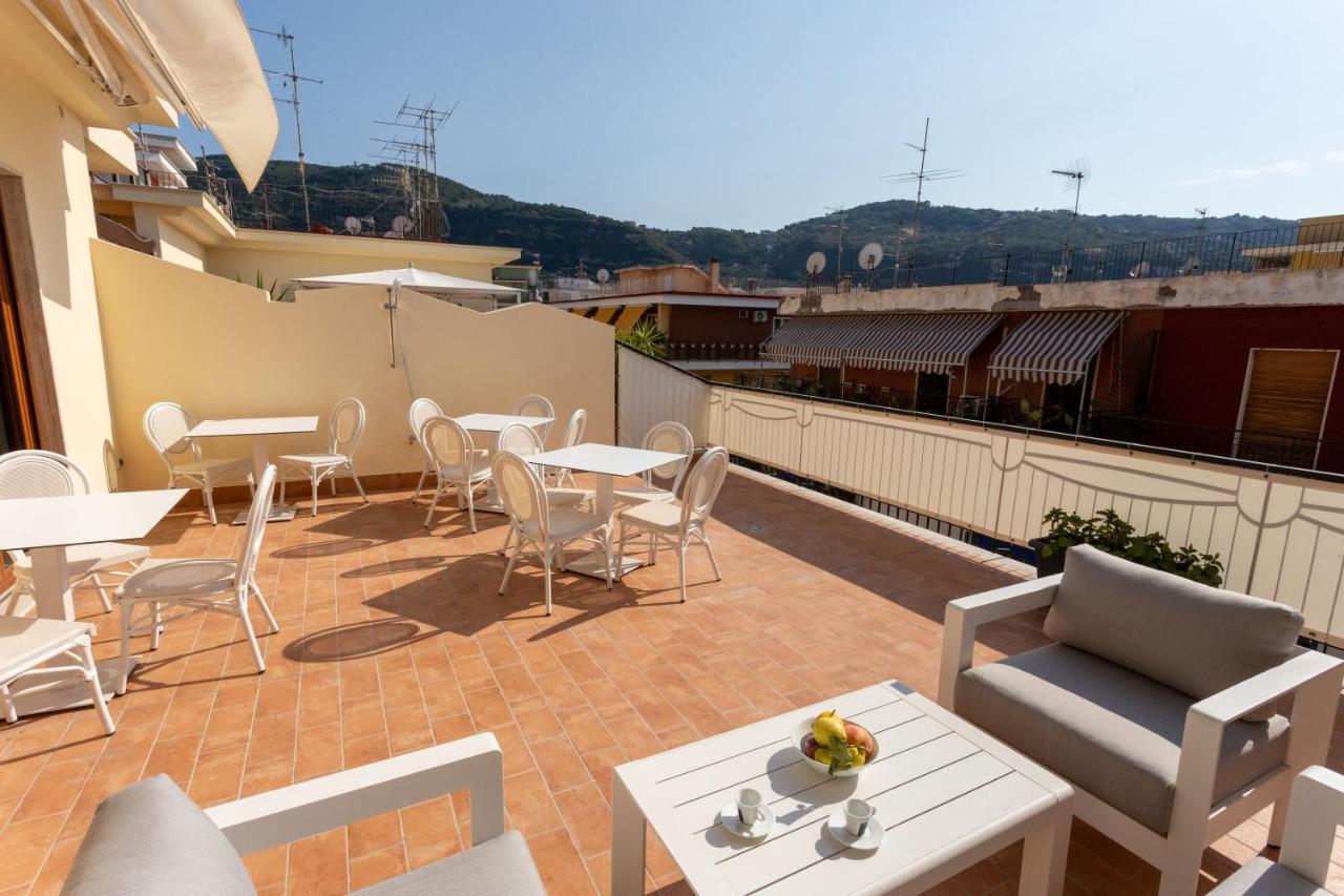 Tofani Apartment - Luminoso Con Terrazzo Panoramico Sorrento Exterior photo